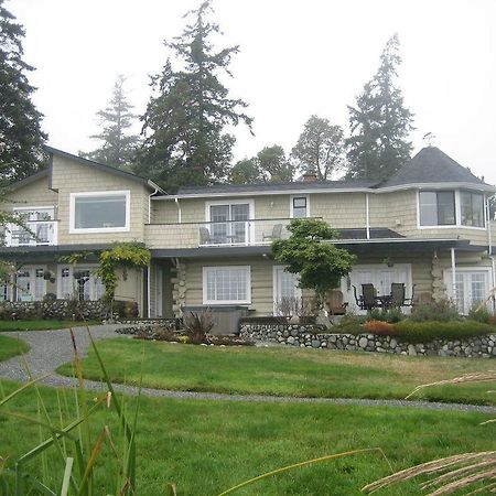 The Lodge At Weir'S Beach Metchosin Esterno foto