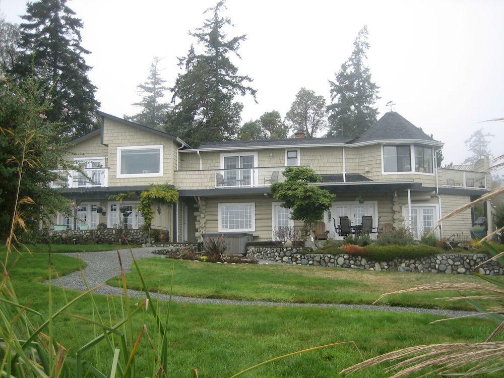 The Lodge At Weir'S Beach Metchosin Esterno foto